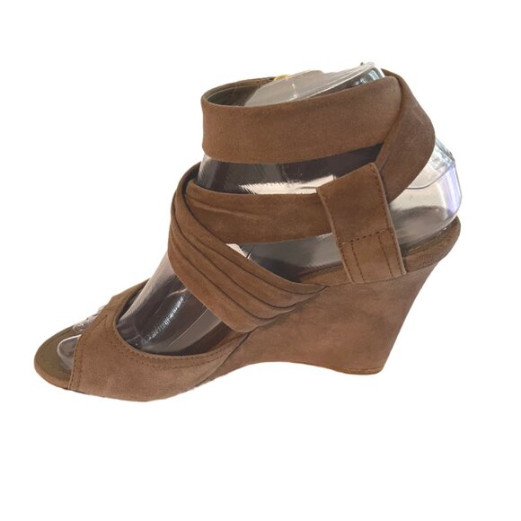 Louis Vuitton Camel Suede Wedge Ankle Wrap Sandals Gold LV Buckle Size 37 (US 7) - Picture 6 of 14